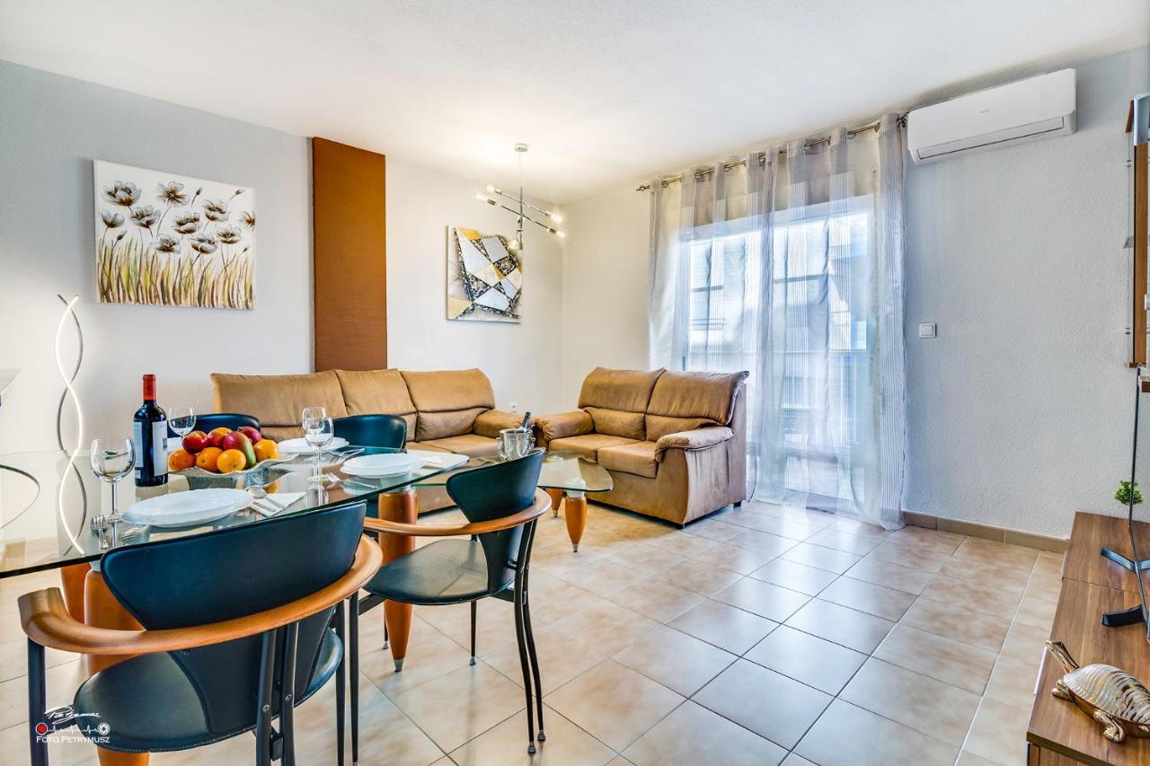 Mar Baltico Holiday Apartment ตอร์เรเวียคา ภายนอก รูปภาพ